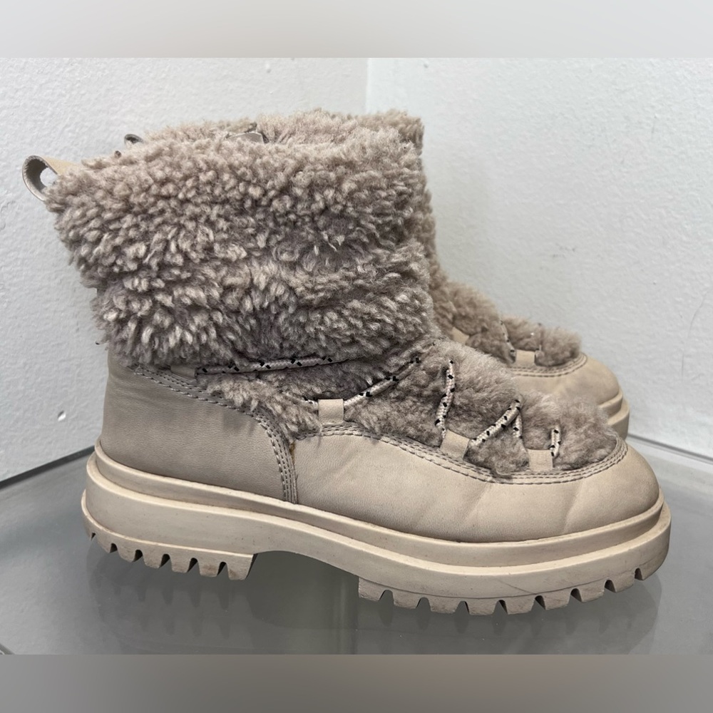 Cozy Shearling Women's Boots Zara Size 37